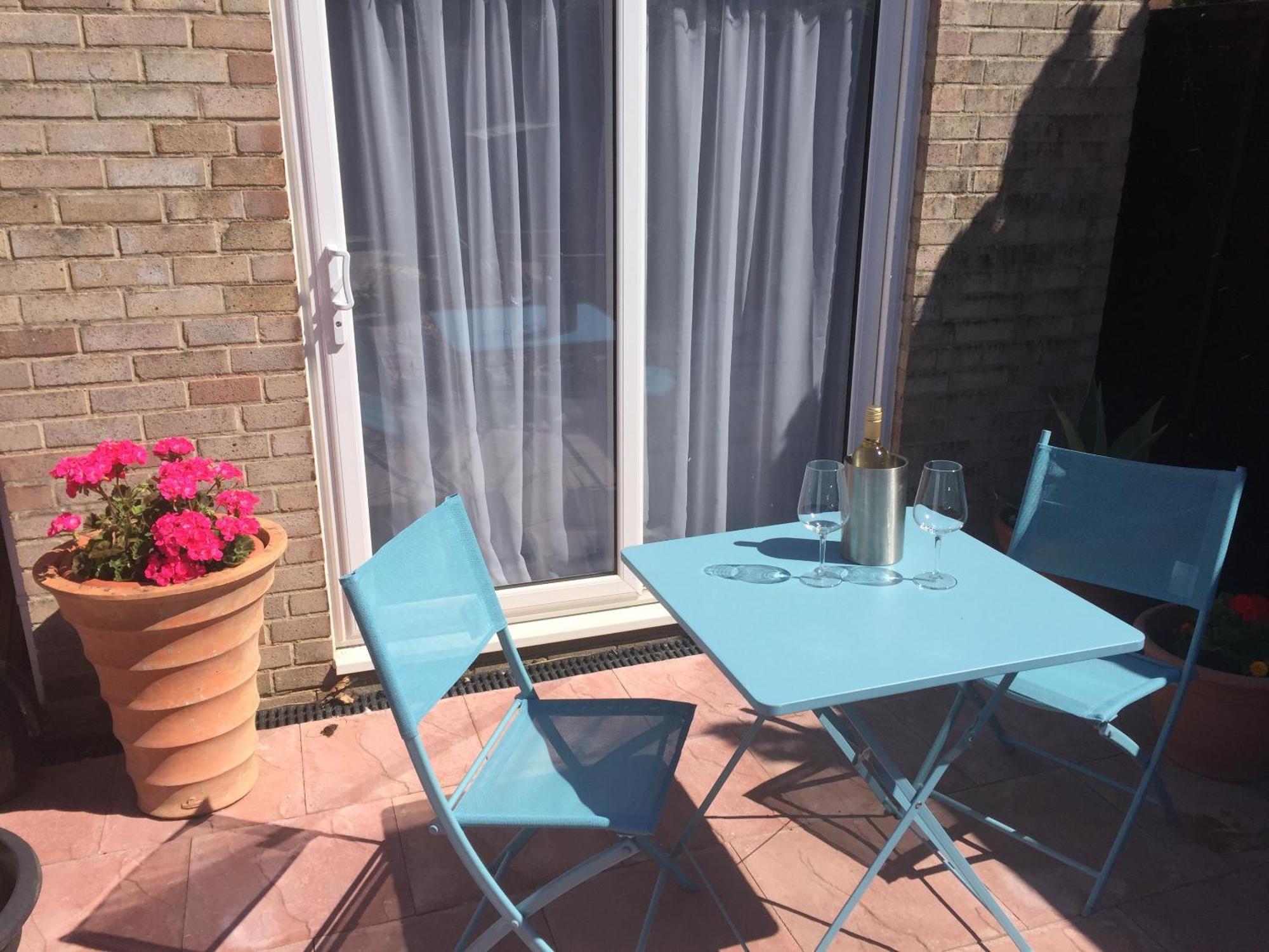 Basingstoke En Suite Room In Garden Annex Стая снимка