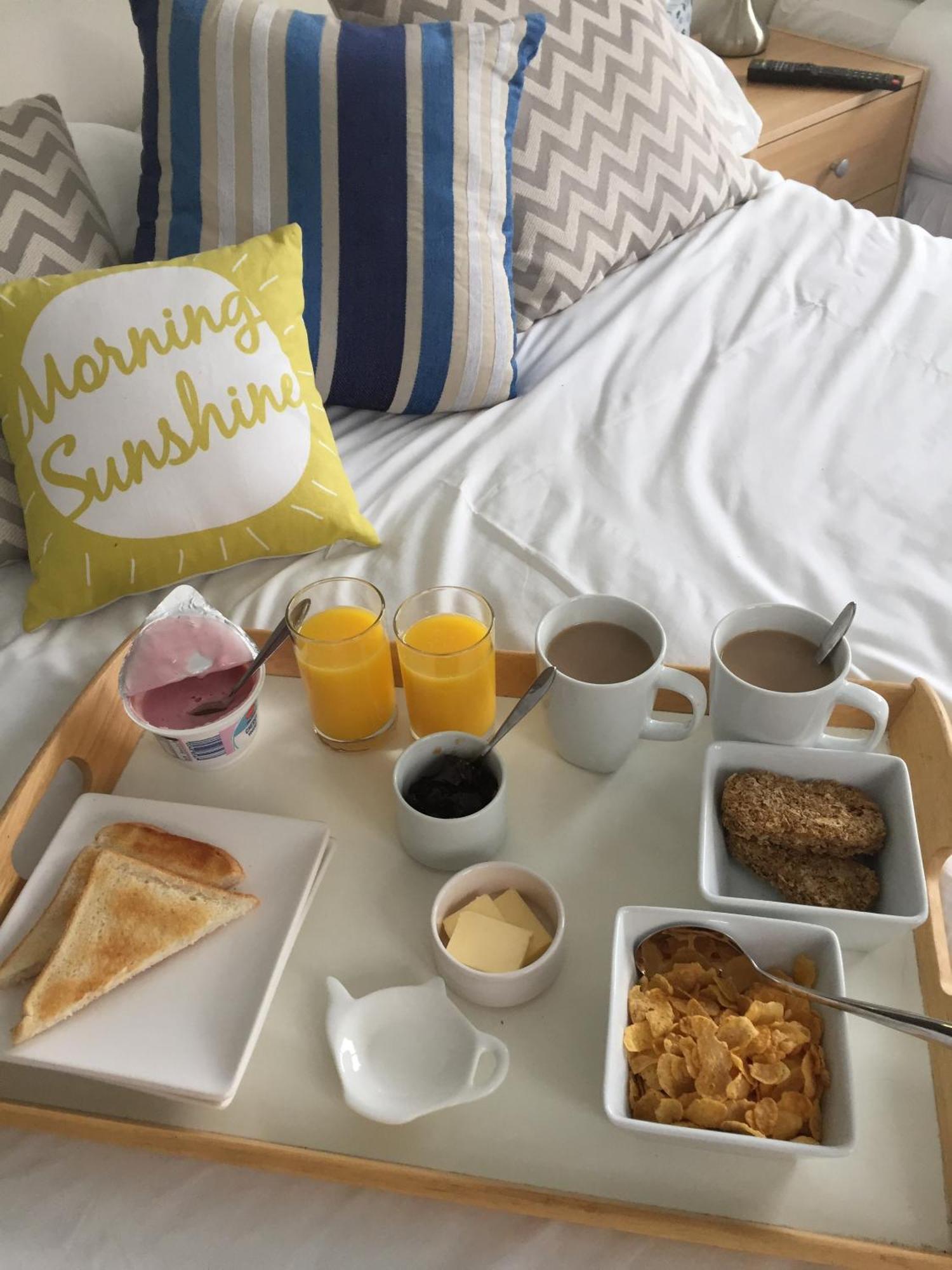 Basingstoke En Suite Room In Garden Annex Екстериор снимка